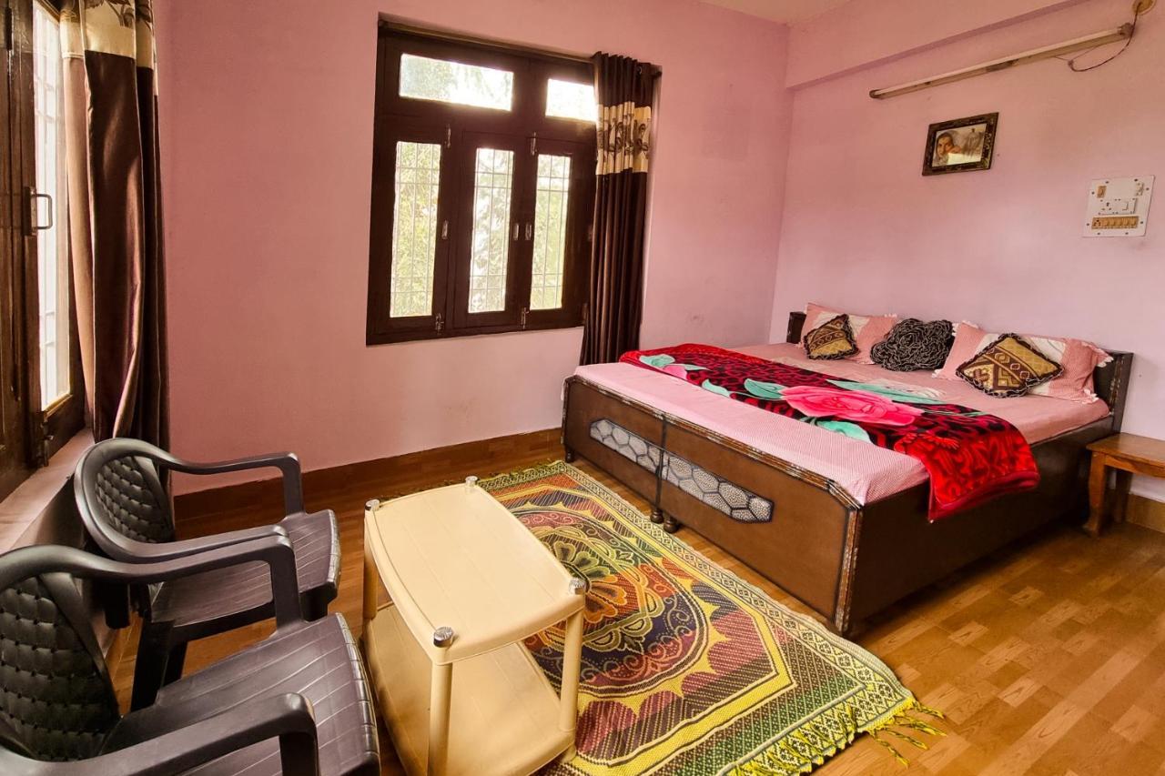 Aditya Homestay Dalhousie Zewnętrze zdjęcie