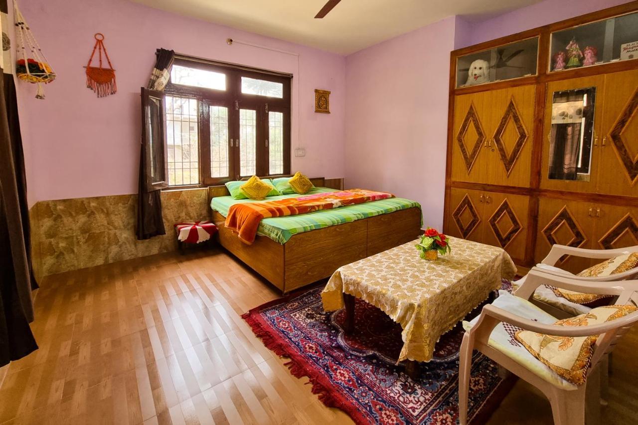 Aditya Homestay Dalhousie Zewnętrze zdjęcie