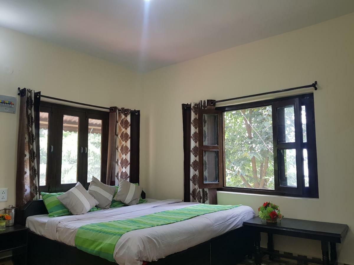 Aditya Homestay Dalhousie Zewnętrze zdjęcie