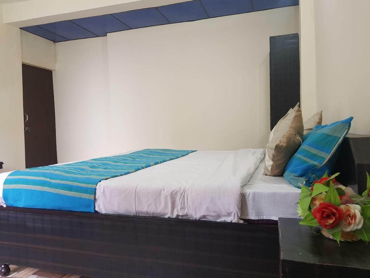 Aditya Homestay Dalhousie Zewnętrze zdjęcie