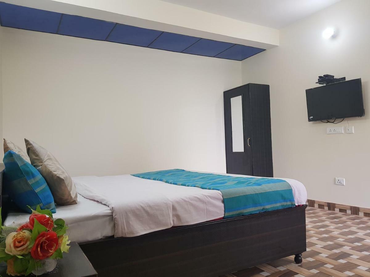 Aditya Homestay Dalhousie Zewnętrze zdjęcie